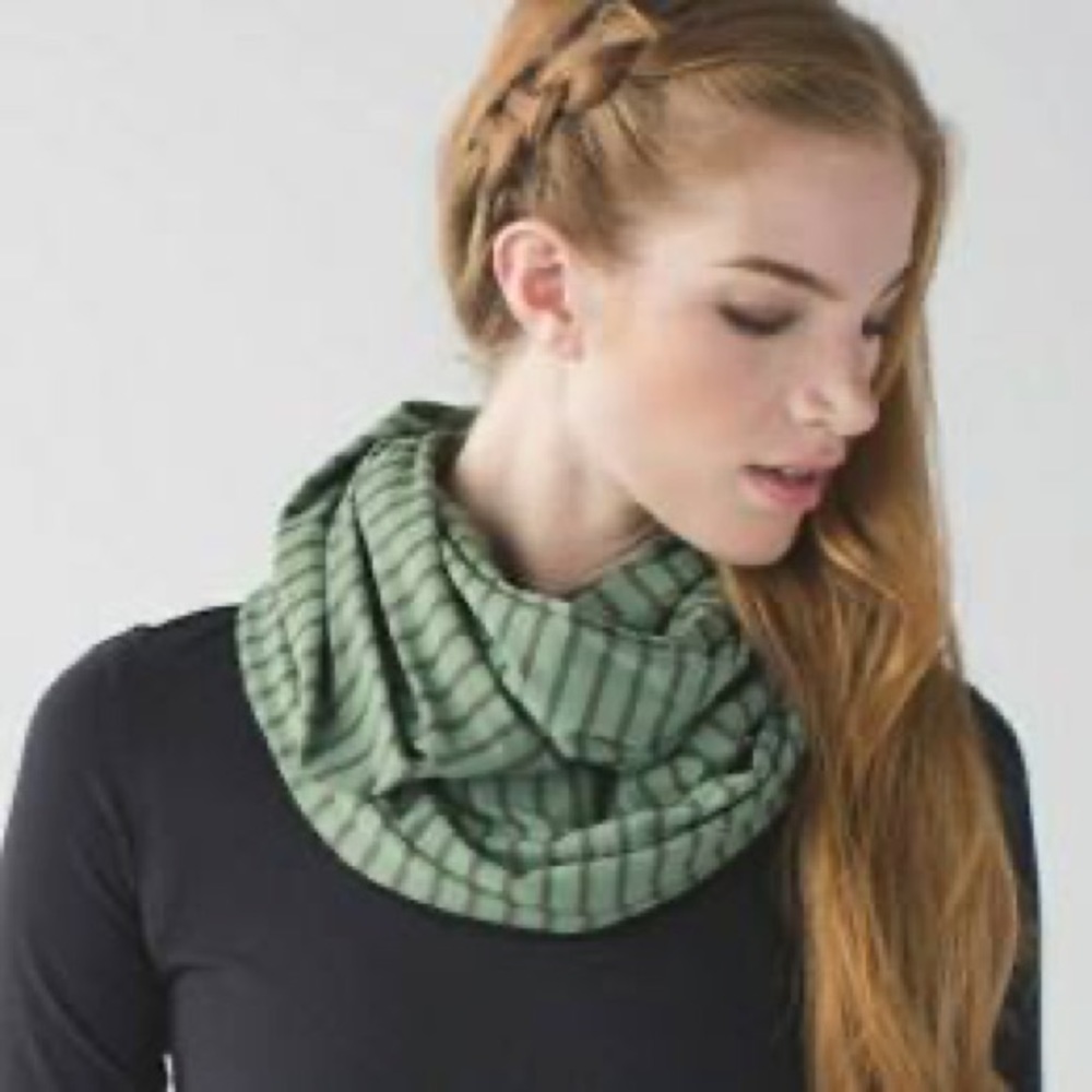 Vinyasa Scarf *Rulu